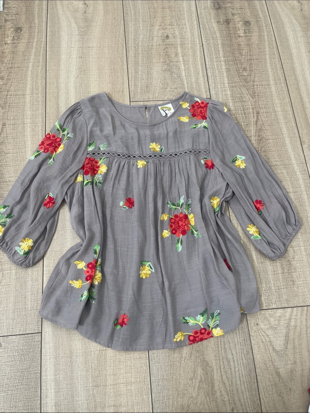 fig and flower Gray Embroidered Floral Peasant Blouse
